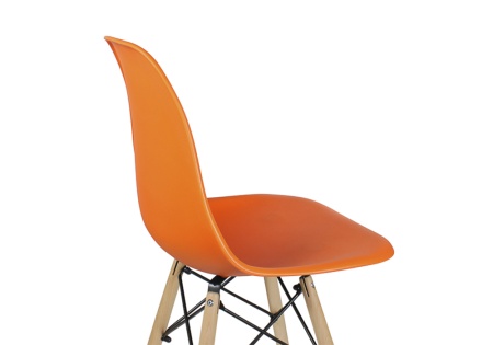 Стул обеденный Eames DSW оранжевый